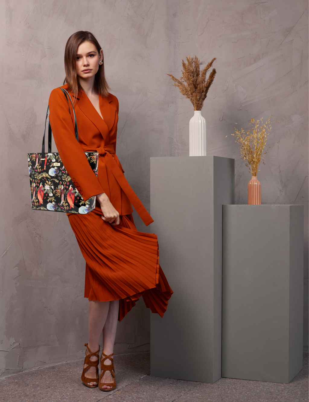 SONGBIRD LARGE LEATHER TOTE BAG-SF26-0817- SALE