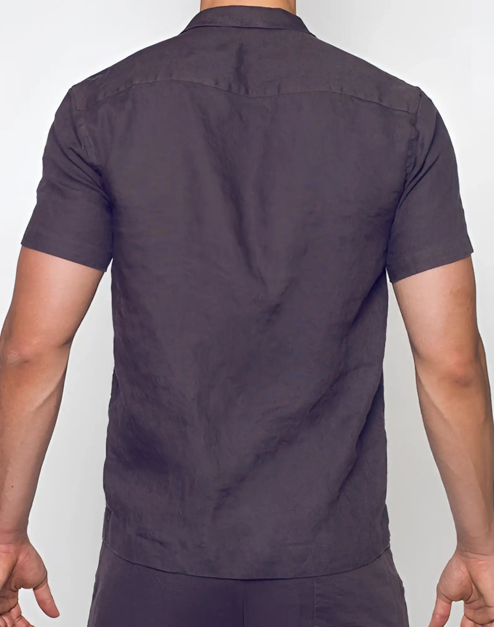 Dark gray 2EROS breezy linen short sleeve classic shirt with a subtle textured fabric and button-up front