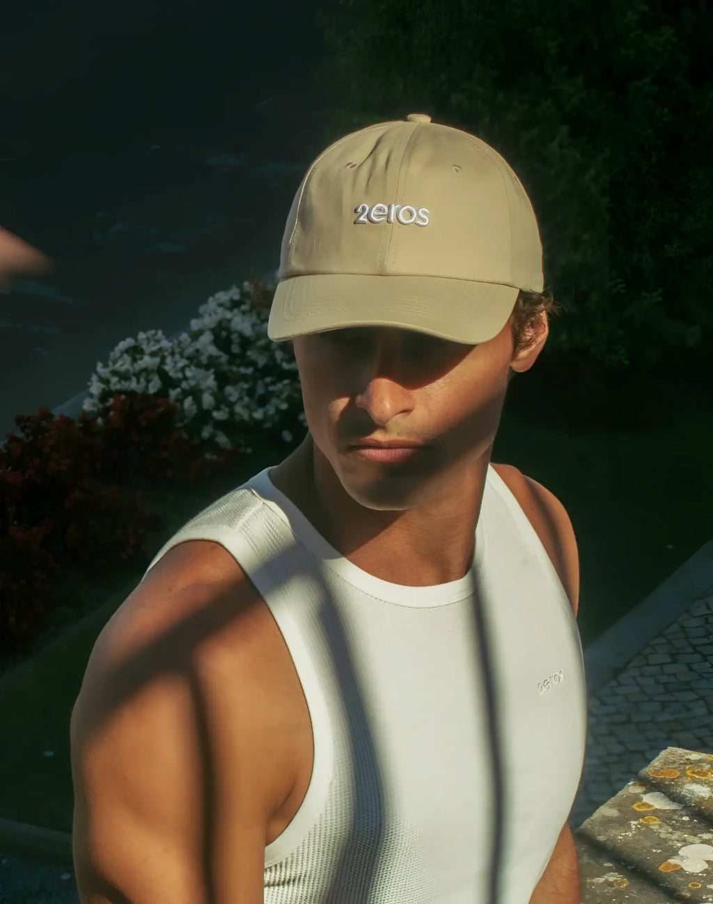Beige 2eros icon cap with embroidered logo featuring a classic adjustable baseball hat design