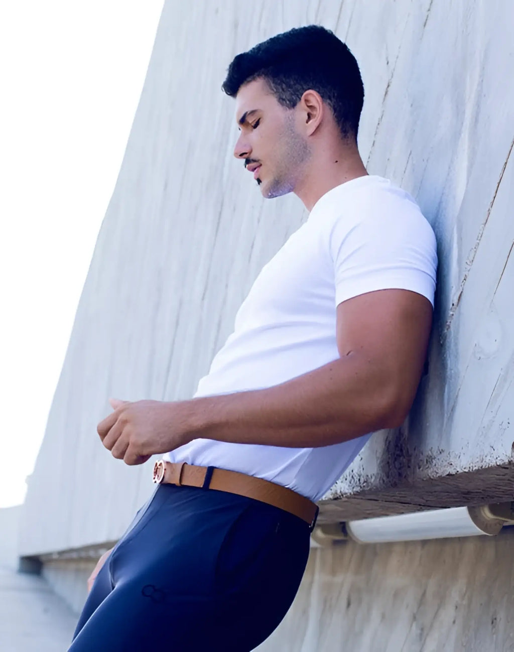 Brown leather belt with gold-toned buckle paired with 2EROS T21 Peruvian cotton white crewneck t-shirt
