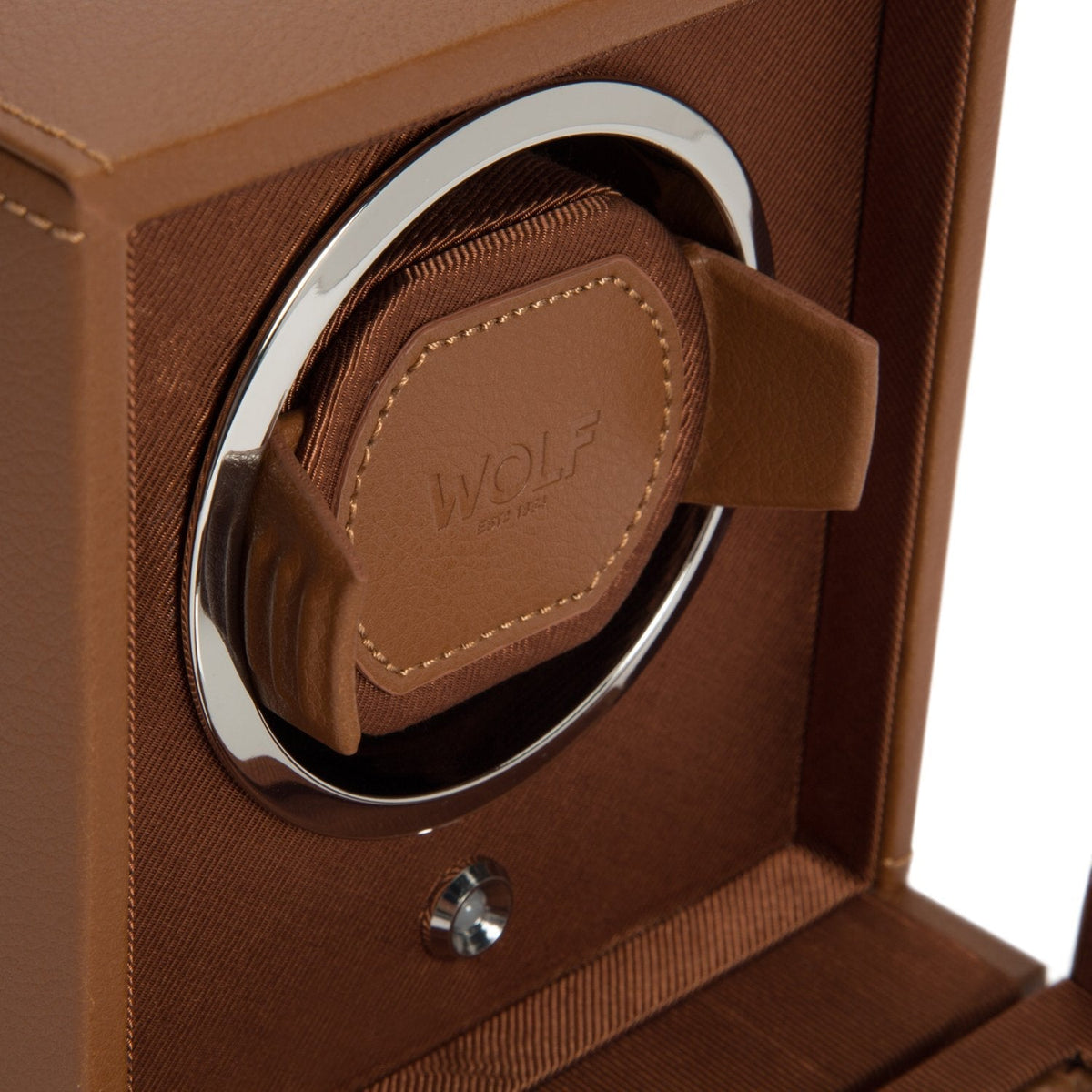 Wolf Cub Winder with Cover Cognac / Light Brown