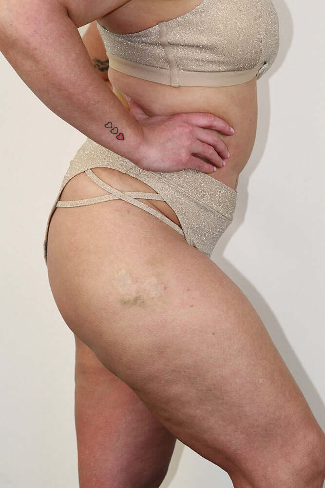 Glitteratti Booty Short Ivory