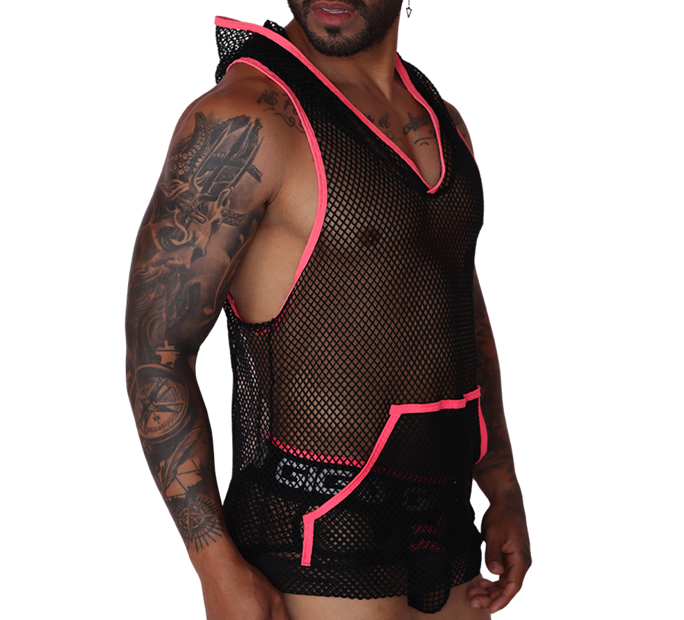 Side view of Gigo black and fuchsia mesh hoody t-shirt with front pocket and contrast trim on a tattooed model.