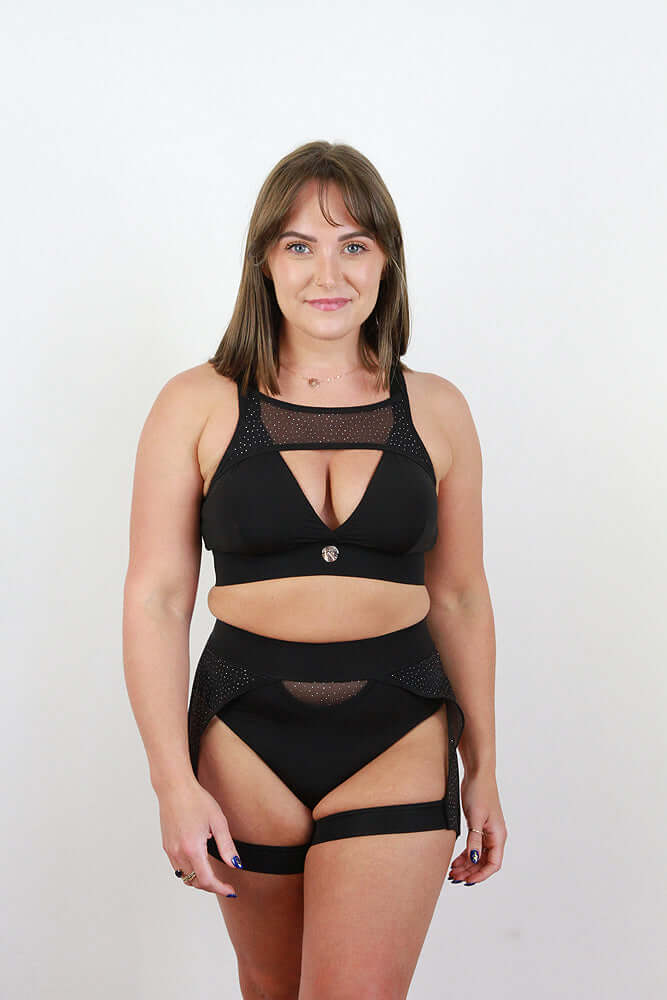 Electra Garter Short Black