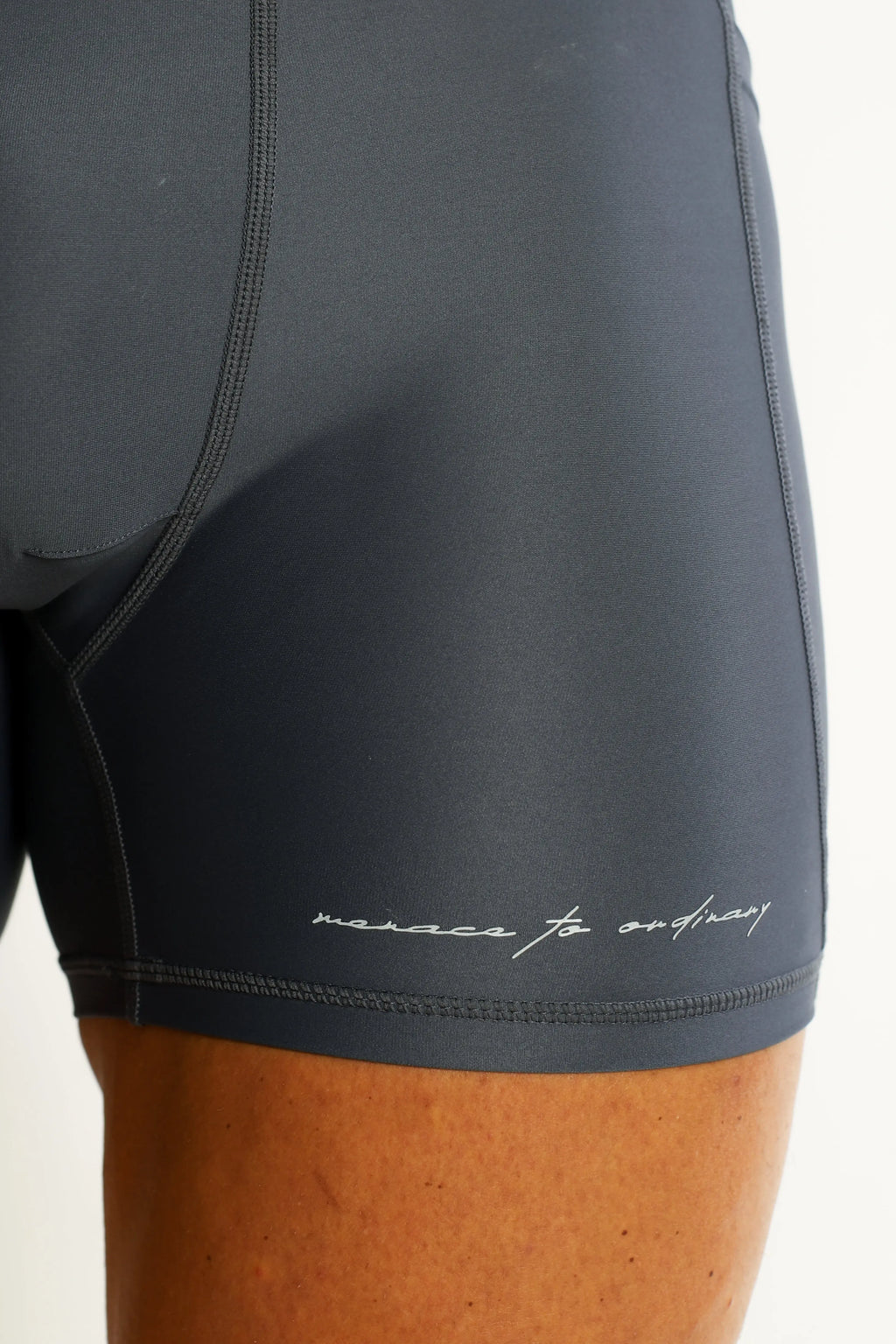 JJ Malibu Men's Lustrous Scrunch-Butt 4.5" Bike Shorts - Graphite