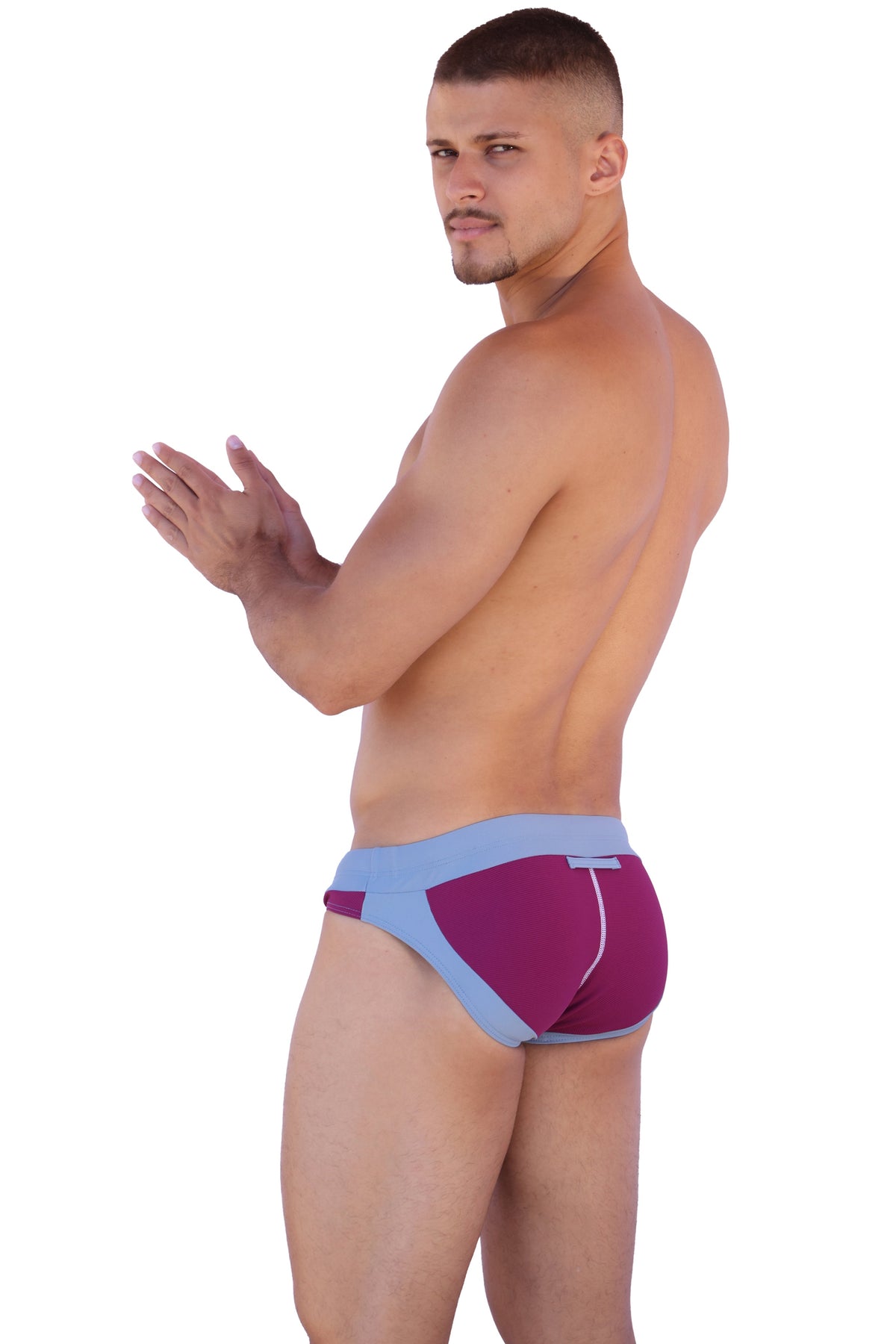 Marcuse Men's Kanok