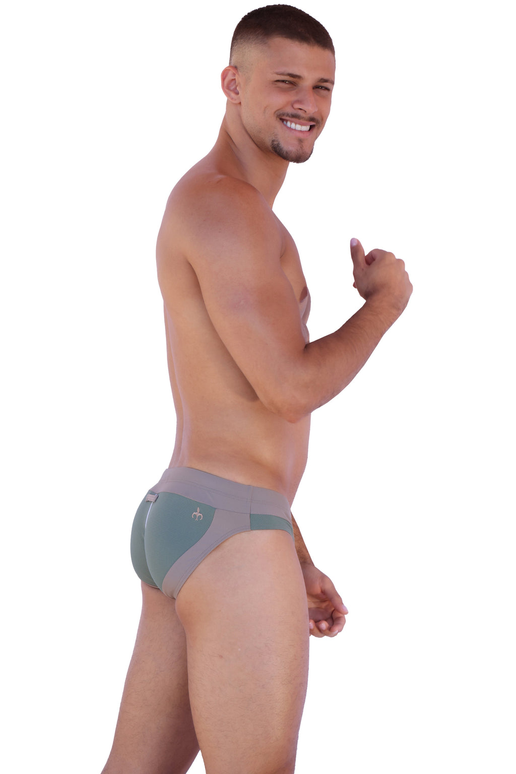 Marcuse Men's Kanok