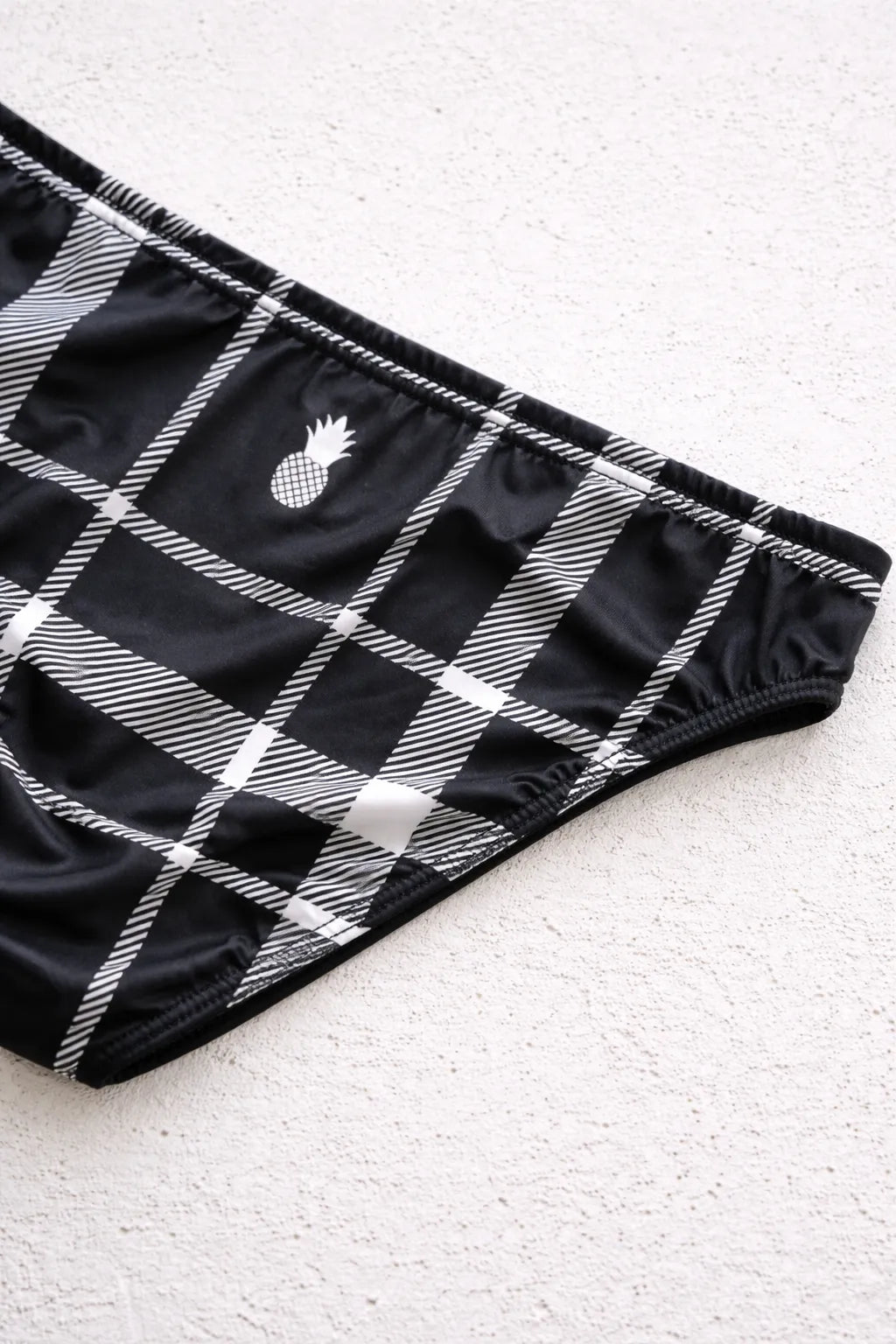 JJ Malibu Men's Slimmer Bulge Briefs - OG Plaid