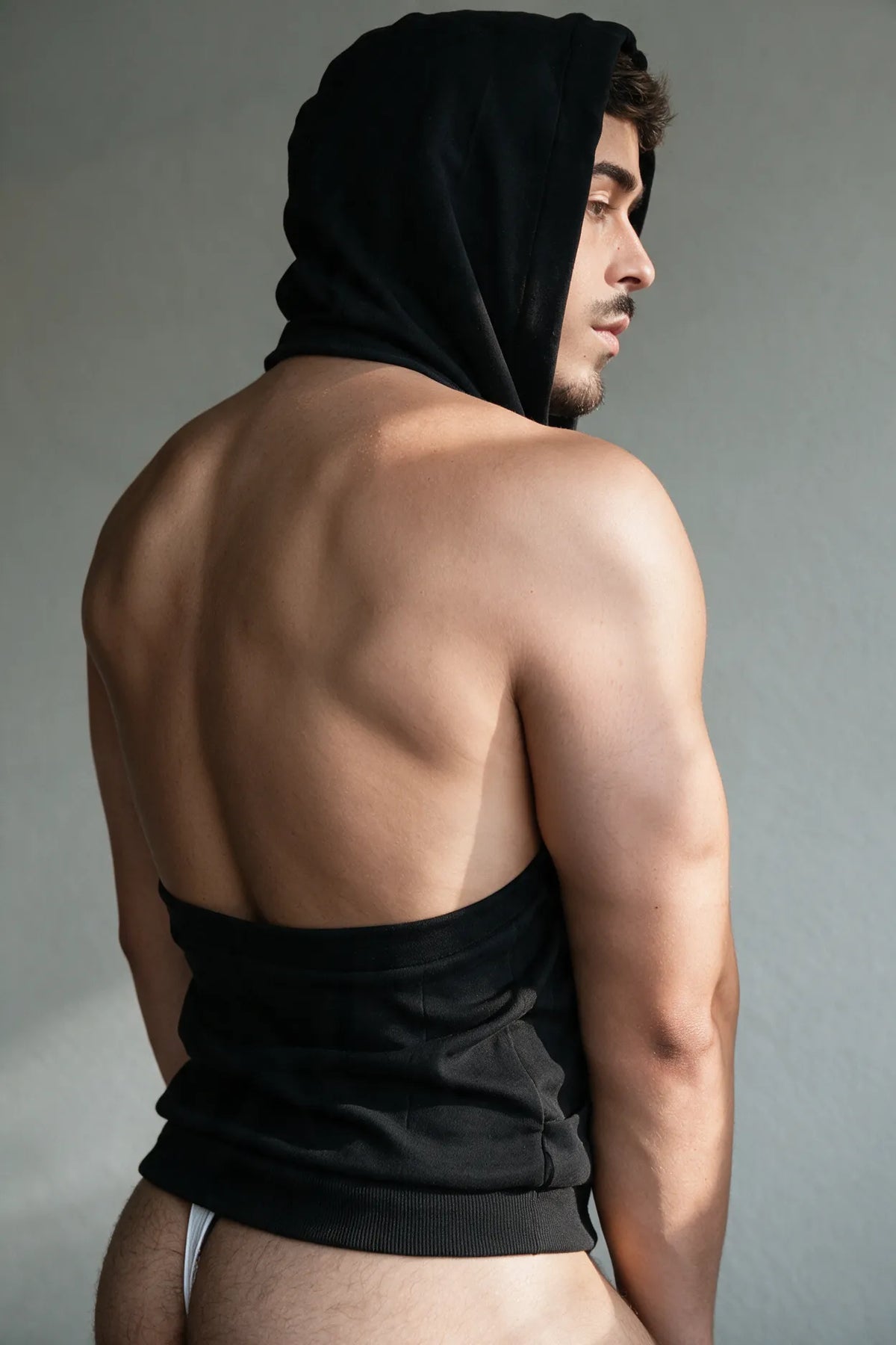 JJ Malibu Men's Open Back Sleeveless Hoodie - Midnight Black