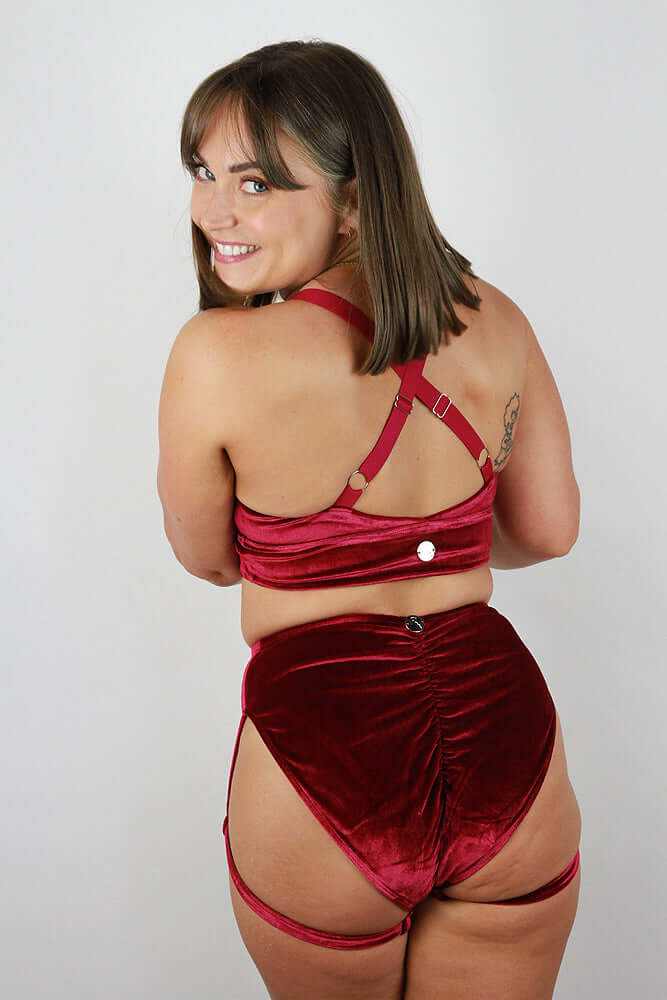 Verona Velvet Waist Short Berry
