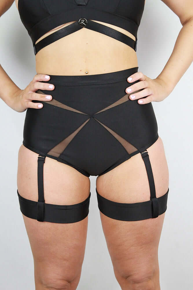 Yasmin High Waist Scrunch Bum Garter Shorts BLACK