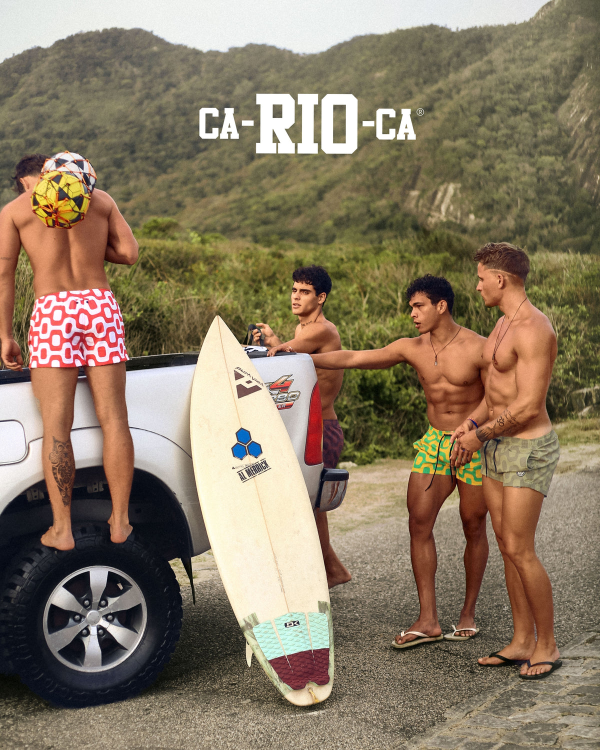CA-RIO-CA RED & WHITE Pavement Shorts - Italian Shorts