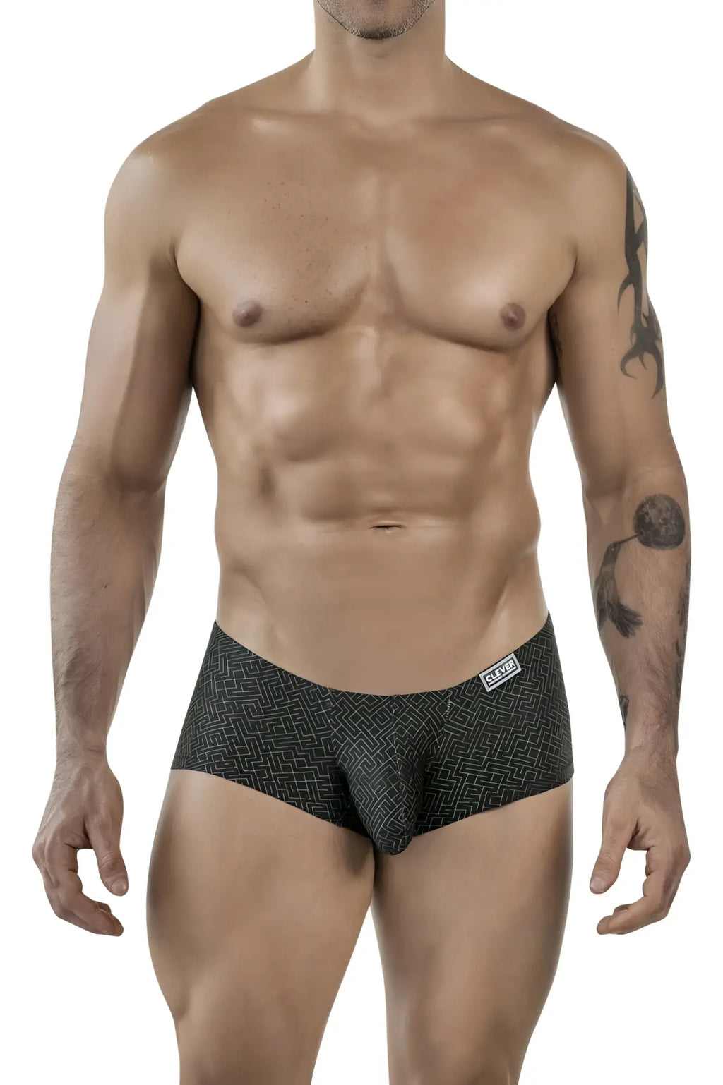Clever 1852 laberin trunks black briefs with subtle geometric pattern and small white brand tag on waistband