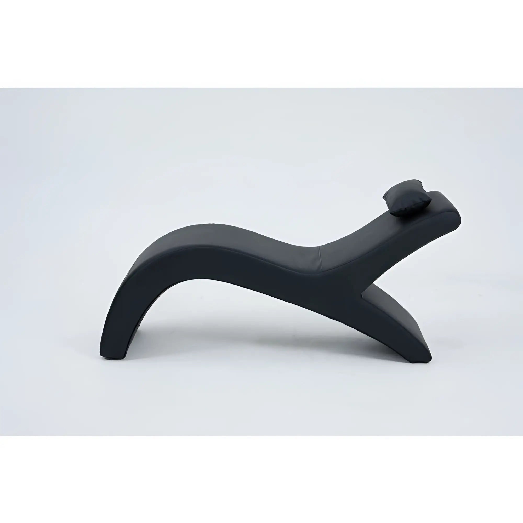 Black sleek modern lounge chair daytona kama sutra halo arc love lounge with curved design and matching cushion
