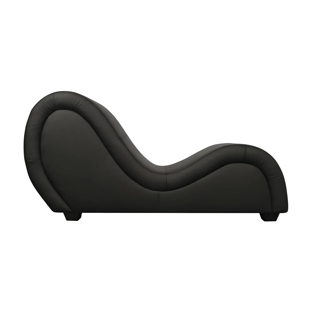 Black leather Daytona Kama Sutra Mebon chaise lounge with sleek curved design for comfortable relaxation