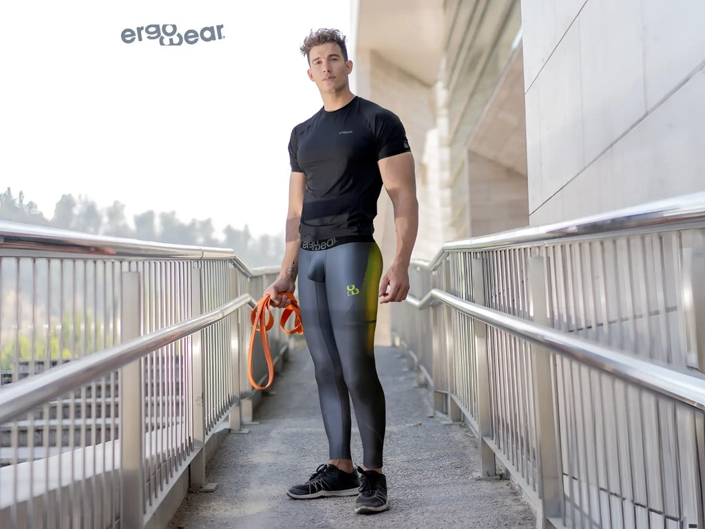 Black and green ergowear ew1604 max se compression leggings with subtle thigh logo in gray-green for athletic use