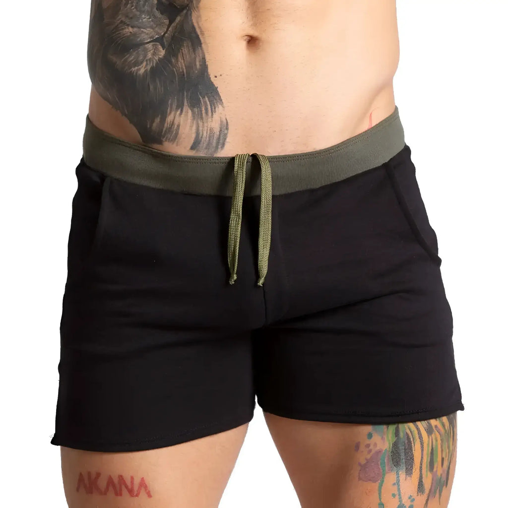 Black athletic shorts gigo alfa with olive green elastic waistband and matching drawstring for activewear use