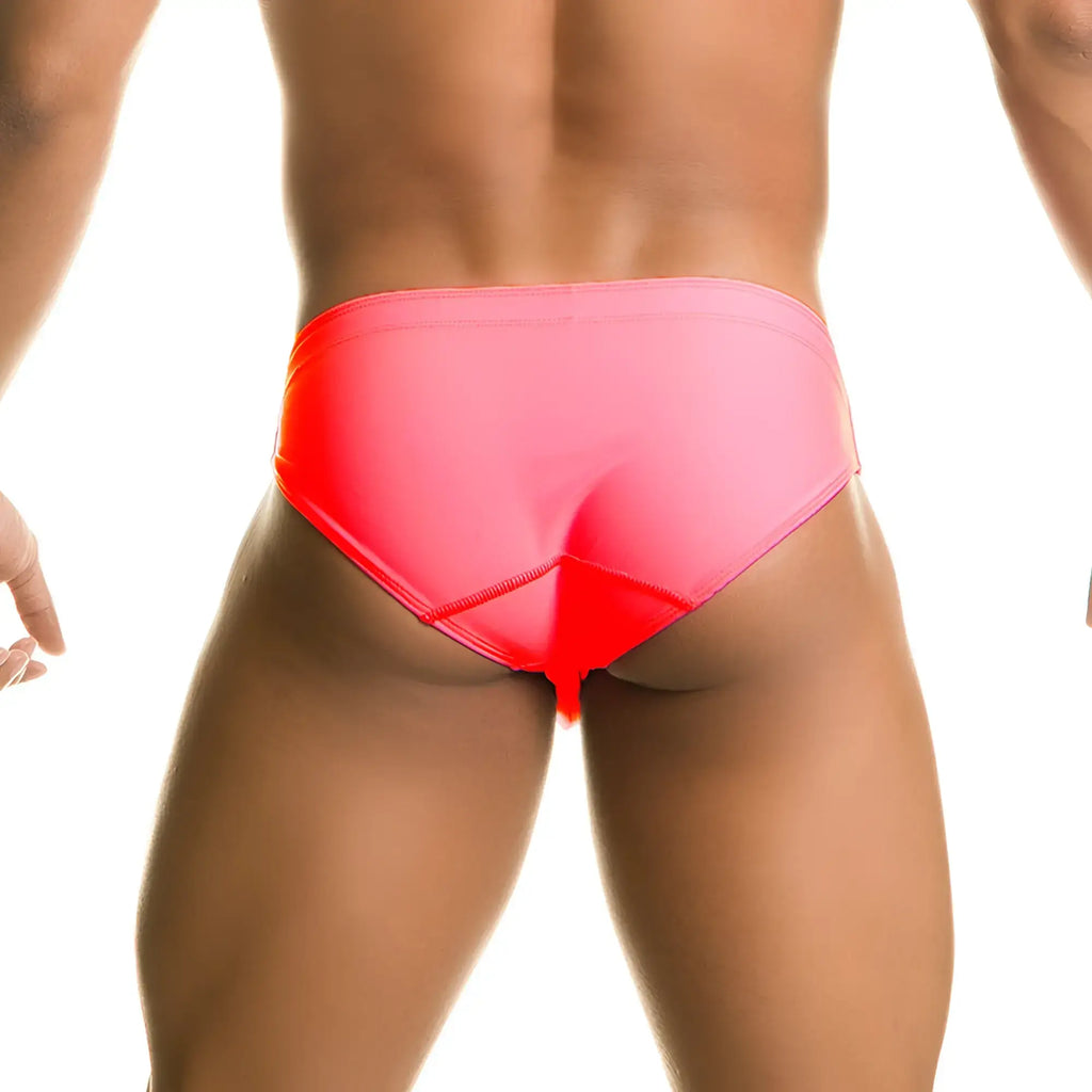 Vibrant pink gigo classic fucshia swim brief with sleek form-fitting design and subtle gradient detailing