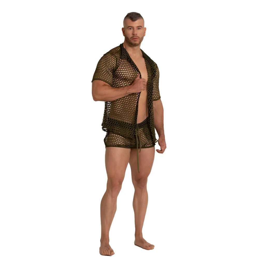 Olive green mesh two-piece outfit featuring the gigo hole green shirt with breathable fabric for casual wear
