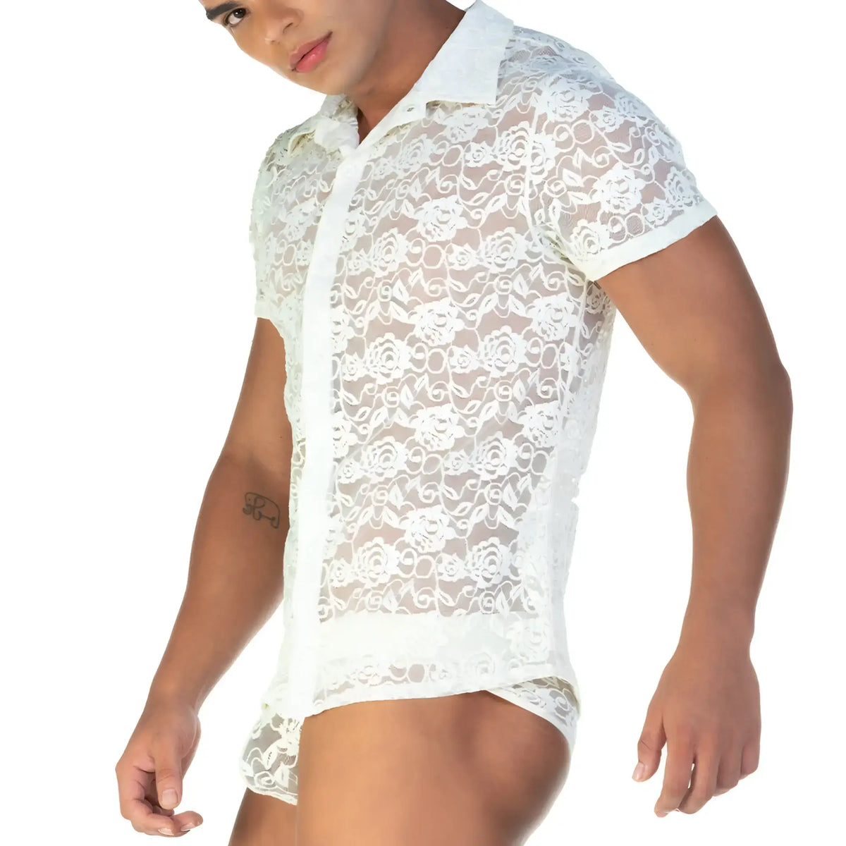 White floral lace short-sleeved shirt in gigo redemotion beige shirt featuring delicate lace detailing
