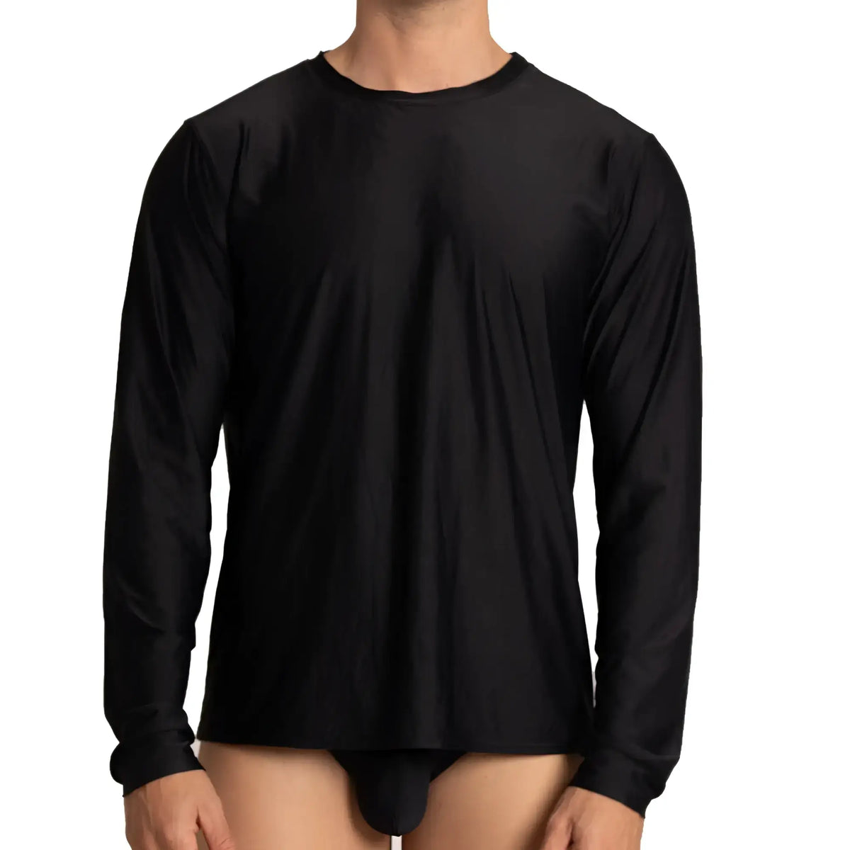 Black gigo sport long sleeve shirt with crew neck made of smooth slightly shiny fabric for active wear