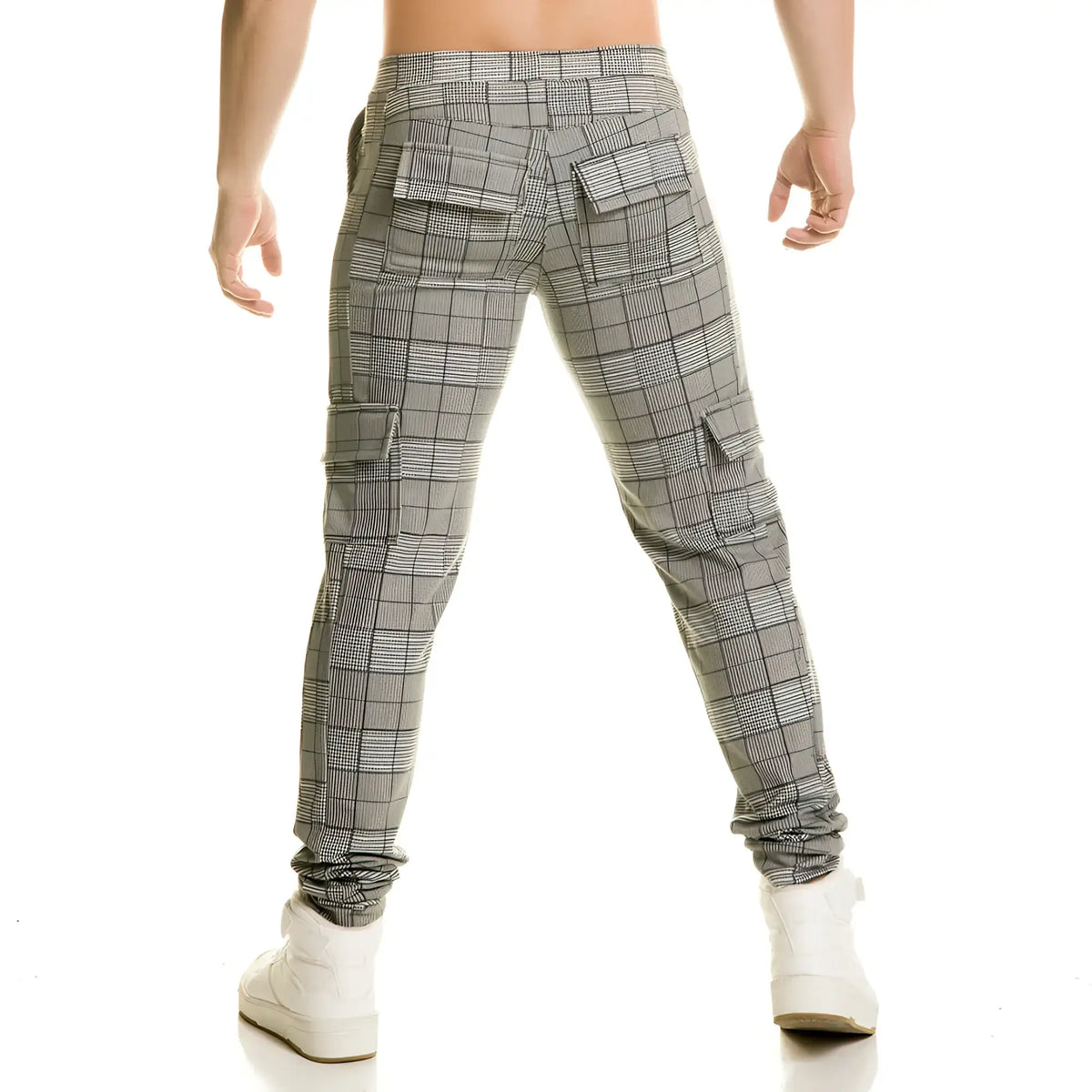 Gray plaid gigo square sportpants with multiple cargo pockets and a tapered fit for casual wear