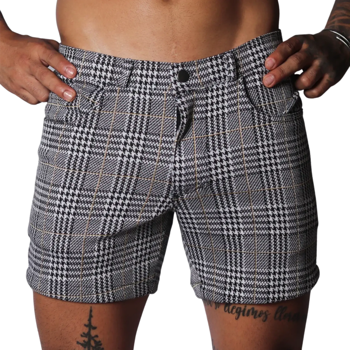 Black and white houndstooth print shorts with a subtle gold windowpane check, featuring a classic five-pocket design.