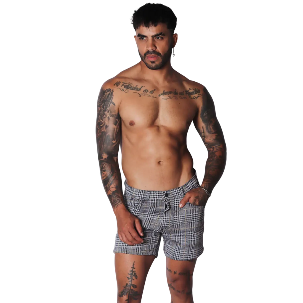 Menâ€™s Gigo Sunday Gold short in a black and white glen plaid pattern with a tailored, slim-fit silhouette.