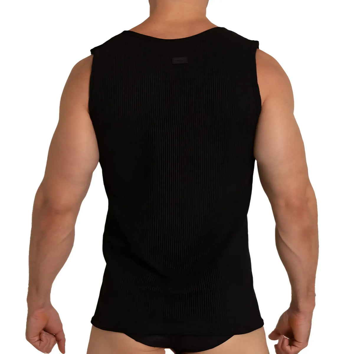 Black sleeveless gigo tissue tank top with rounded neckline and fitted cut for a sleek casual look