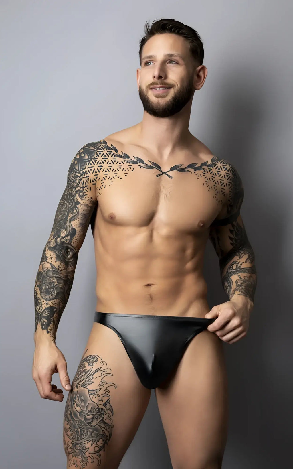 Black leather briefs male power 442-301 liquid onyx 2.0 bong thong showing the back side in black color