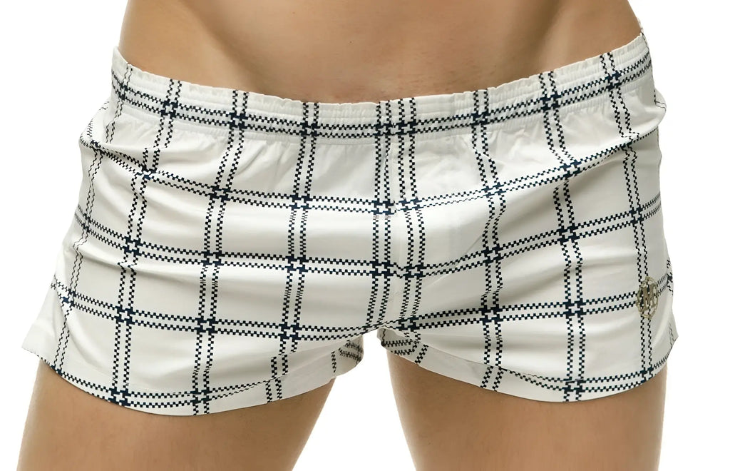 Marcuse caleçon boxer underwear in white plaid swim trunks with black checkered pattern and elastic waistband