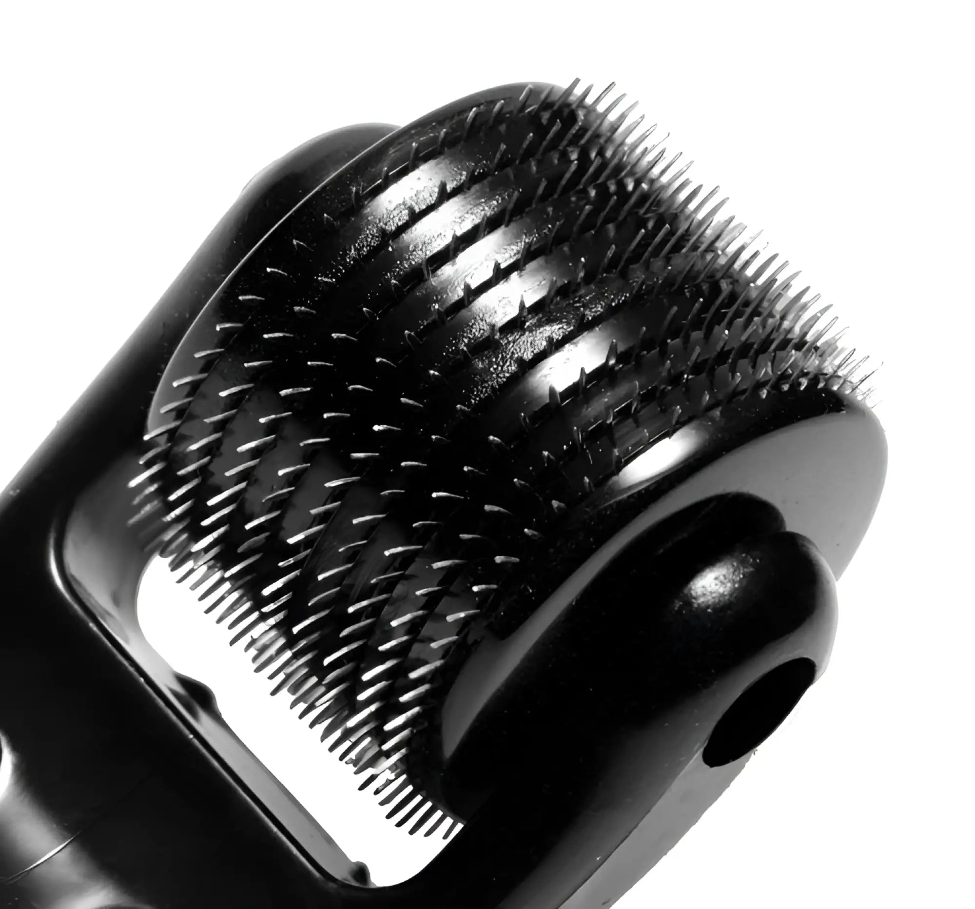 Black plastic derma roller master series prick 10 row spiked pinwheel with dense metallic needles in concentric circles