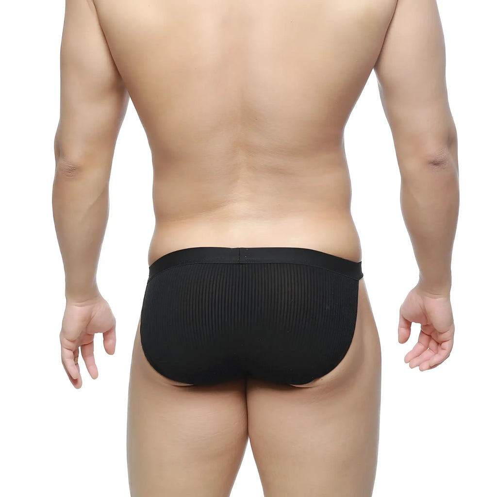 Black ribbed briefs metroMalewear felix bikini 7004-20 with snug form-fitting design in black fabric