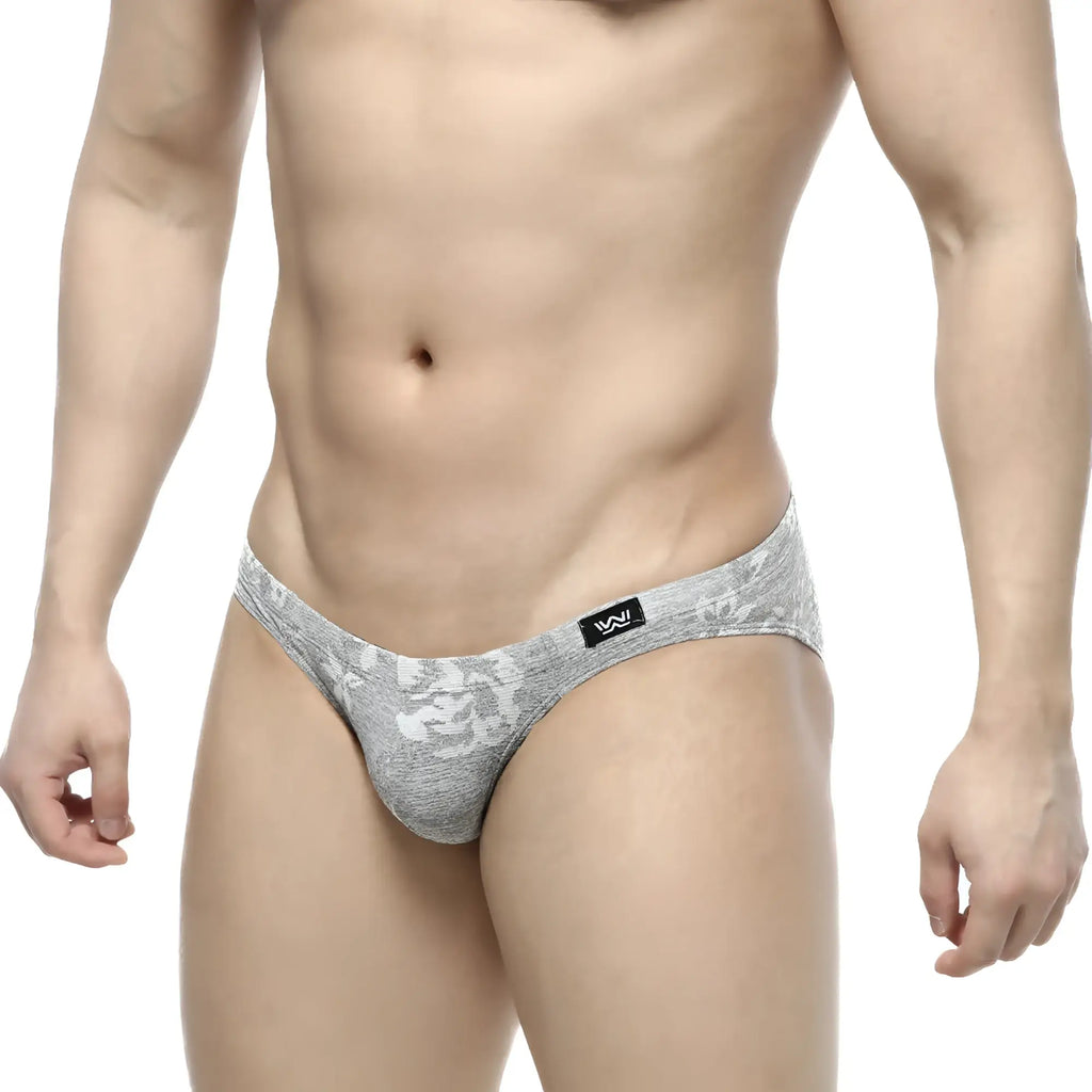 Gray lace-patterned jacquard men’s briefs with a subtle sheen and a black logo tag on the waistband by MetroMaleWear