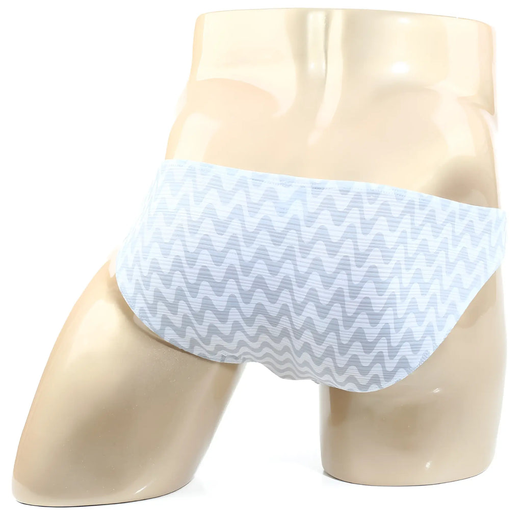 Light blue and gray zigzag-patterned cotton briefs on mannequin metroMaleWear Senal lowrise bikini white 6115-44
