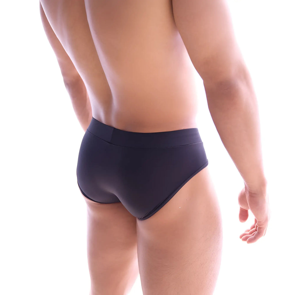Black MetroMaleWear Sencillo Brief 5203-20 swim trunks with form-fitting smooth stretchy fabric and contoured design