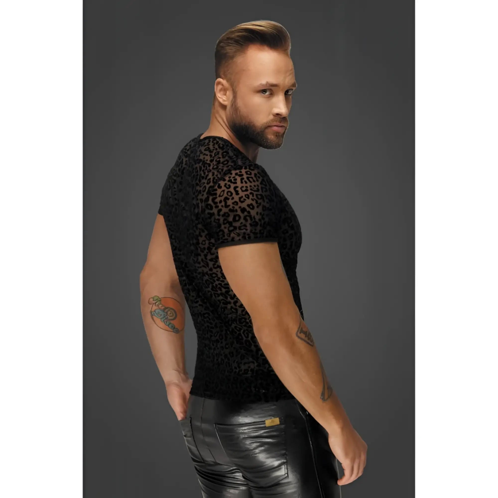 Black leopard-print mesh short-sleeve v-neck t-shirt with flock design in size large