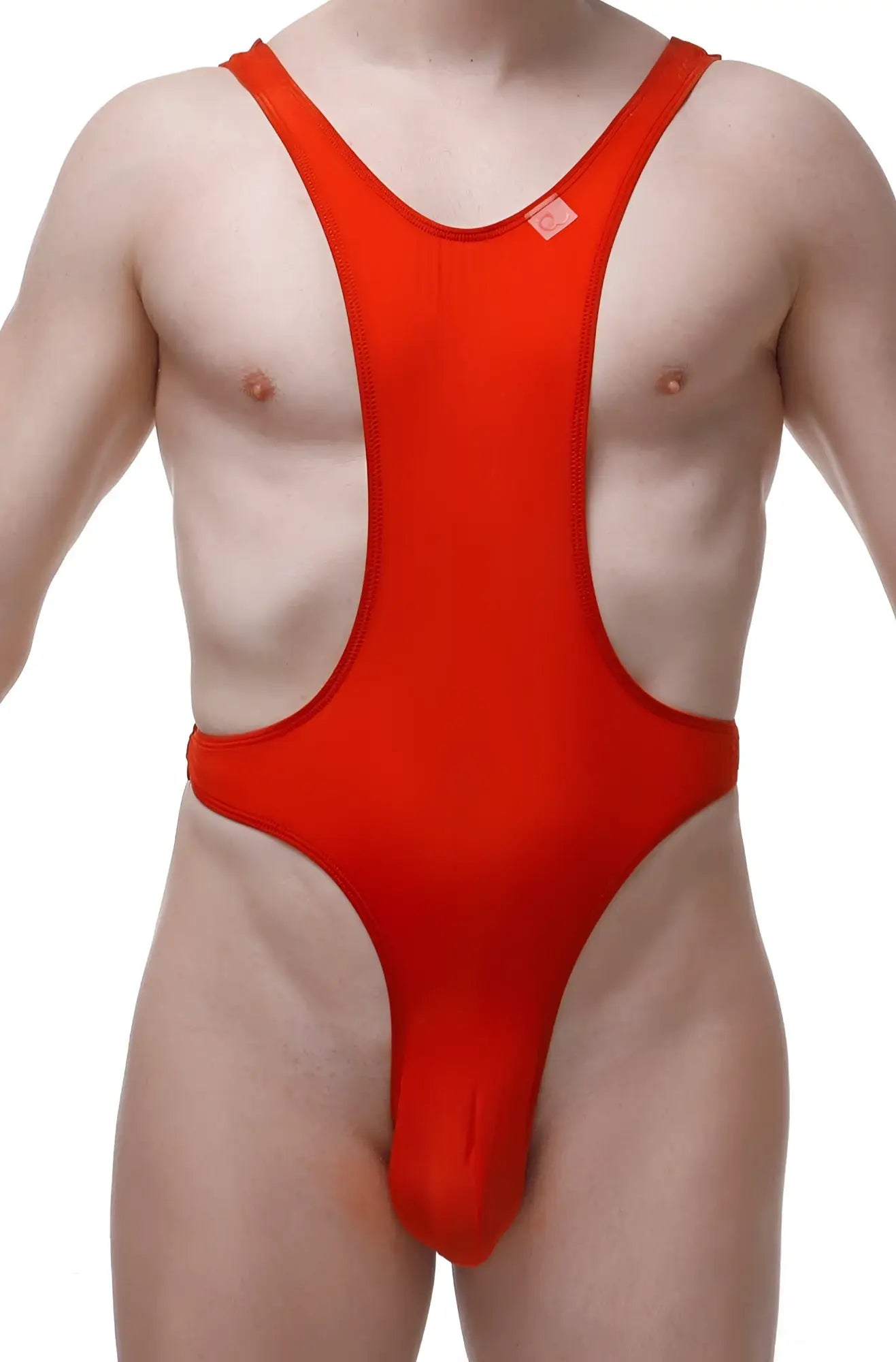 Bright red PetitQ Bodythong Aunou one-piece swimsuit with wide shoulder straps and high-cut leg design