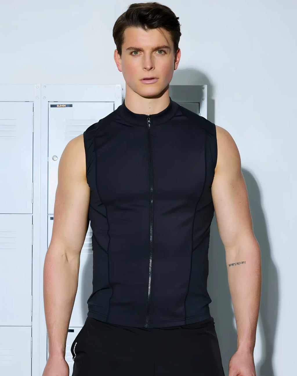 SupaWear gym2street black sleeveless zip-up vest with sleek form-fitting design for athletic use