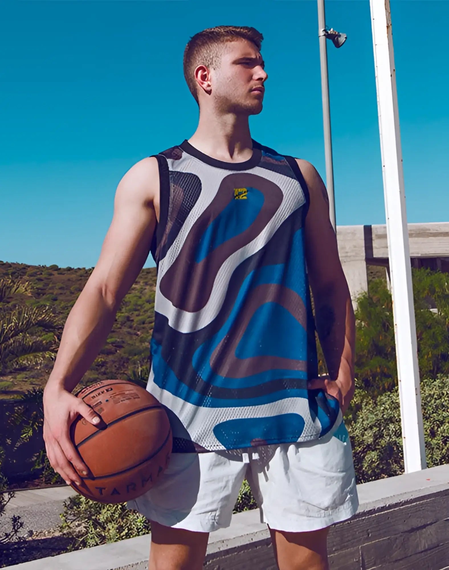 SupaweaR mesh basketball jersey in blue gray and white abstract pattern made of breathable mesh fabric