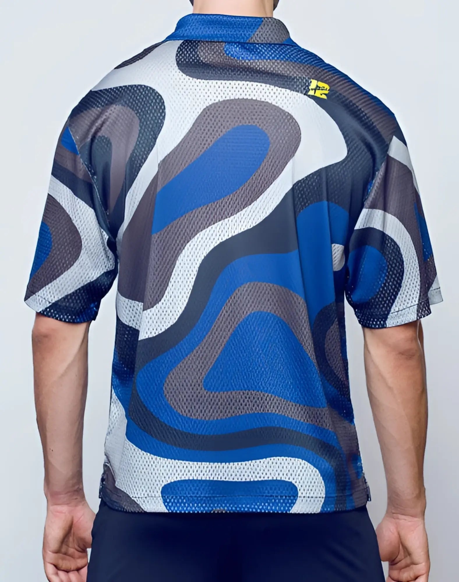 SupaWear short sleeve mesh polo shirt in blue gray and white wavy pattern made of breathable mesh fabric