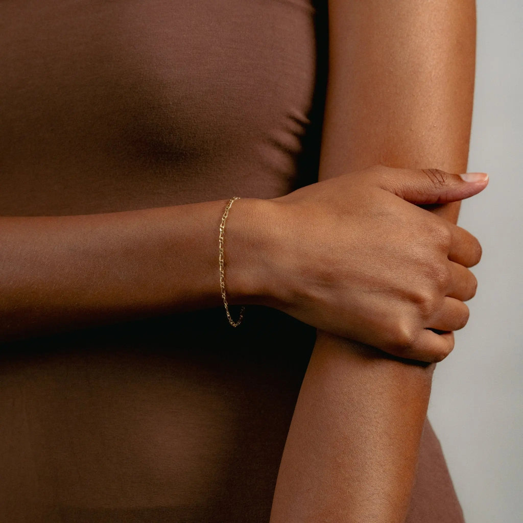 Figaro Chain Bracelet | 9ct Solid Gold