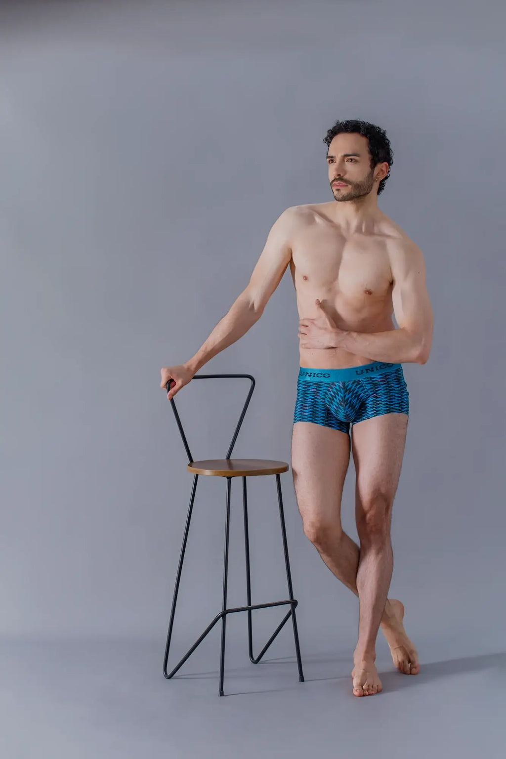 Blue patterned unico 23080100121 filamento trunks with teal uniqlo waistband and comfortable breathable fabric