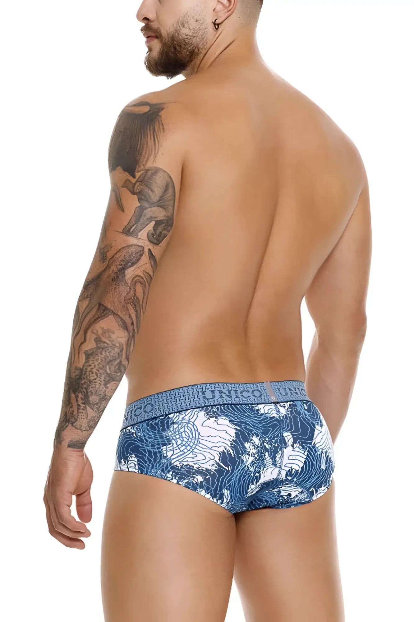 Unico 25020101117 barniz briefs in blue with white patterned subtle wave design men’s underwear front view