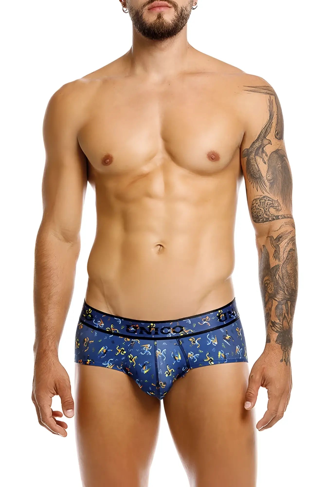 Blue men’s briefs with yellow and white abstract pattern and bicco brand waistband unico 25060101106 pacer briefs