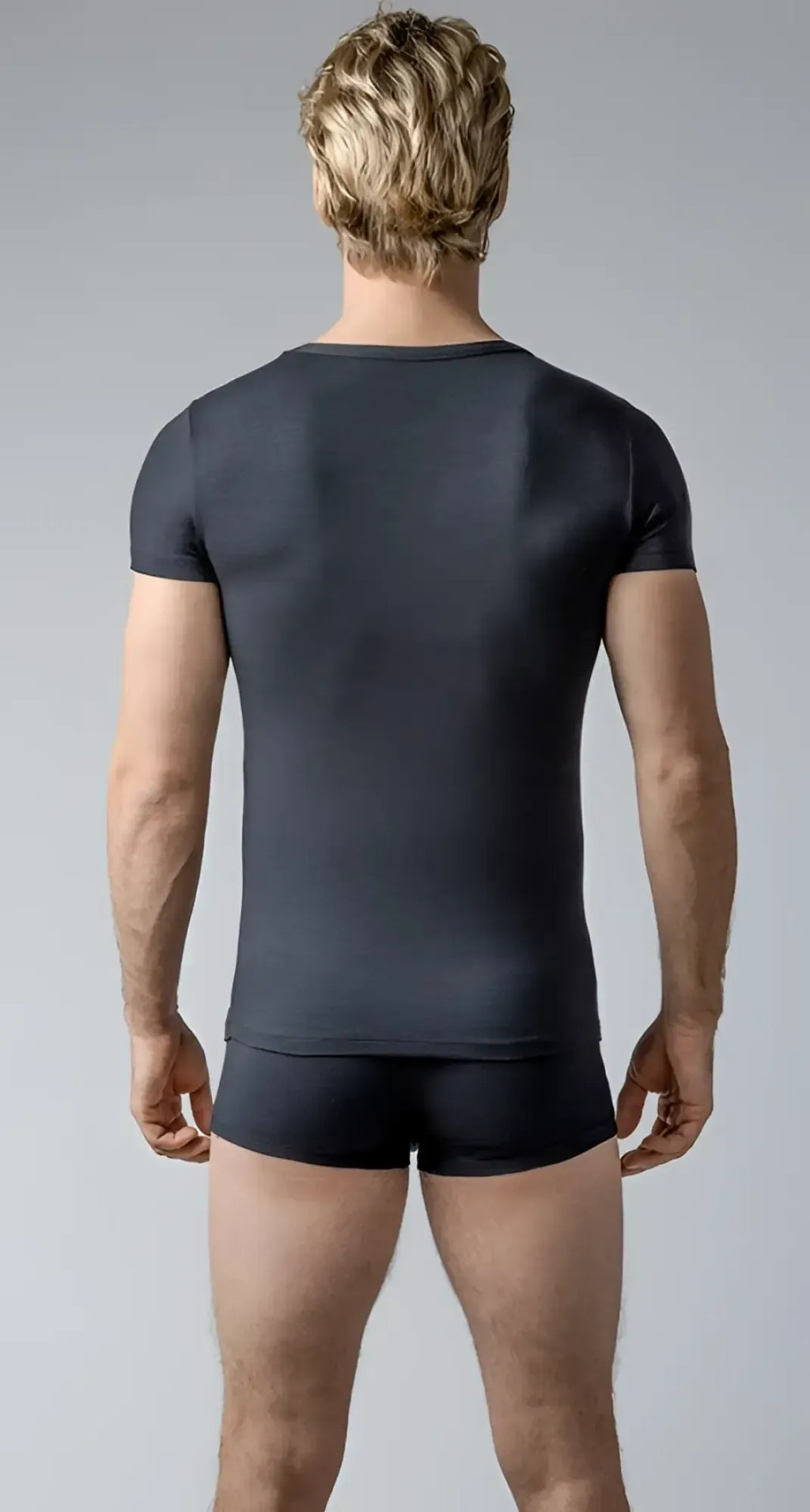 Black short-sleeved fitted t-shirt with crew neckline made of soft cotton for casual wear labeled v neck t-shirt