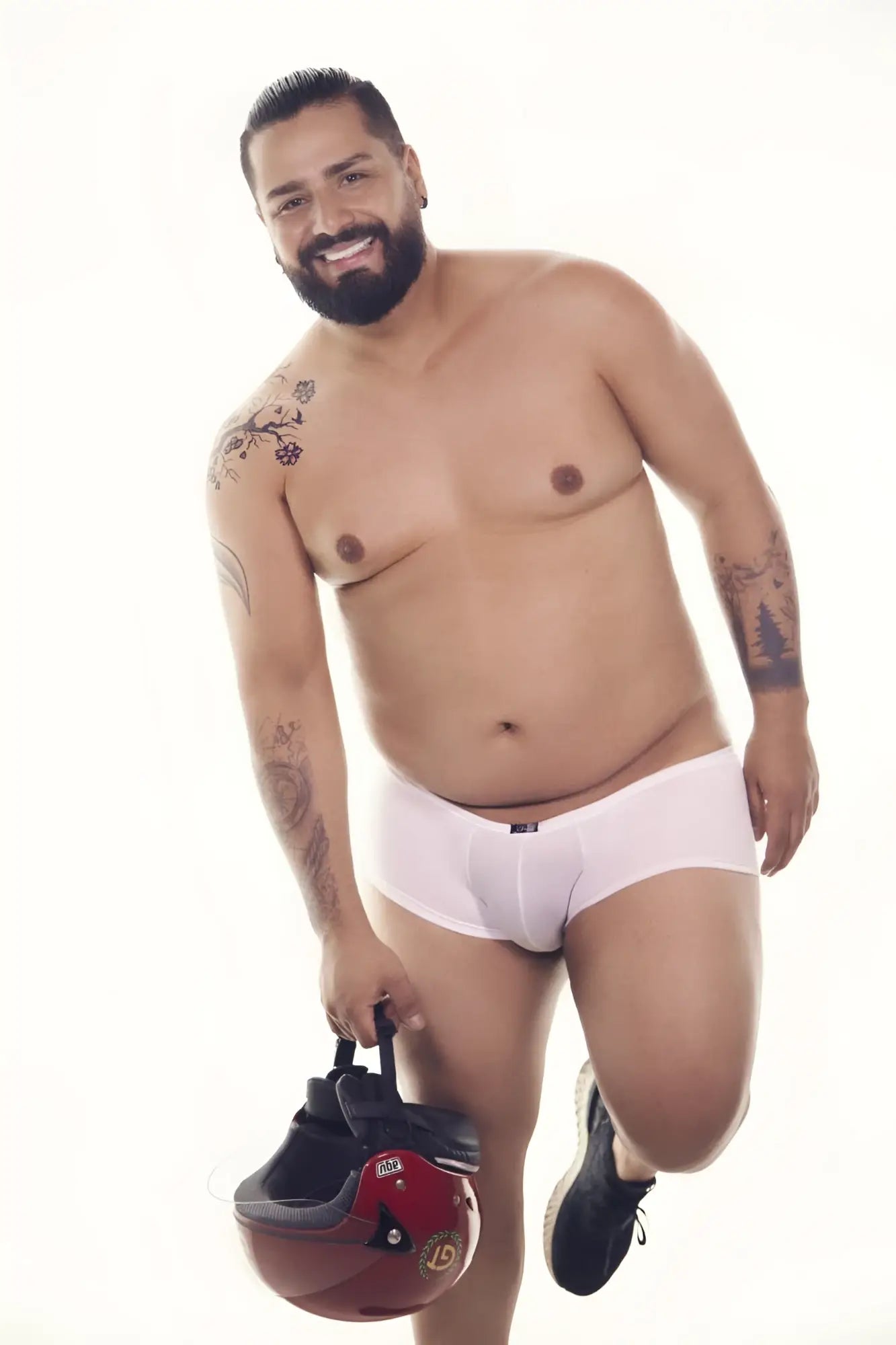White xtremen 91103x microfiber trunks with a small black logo on the waistband front view